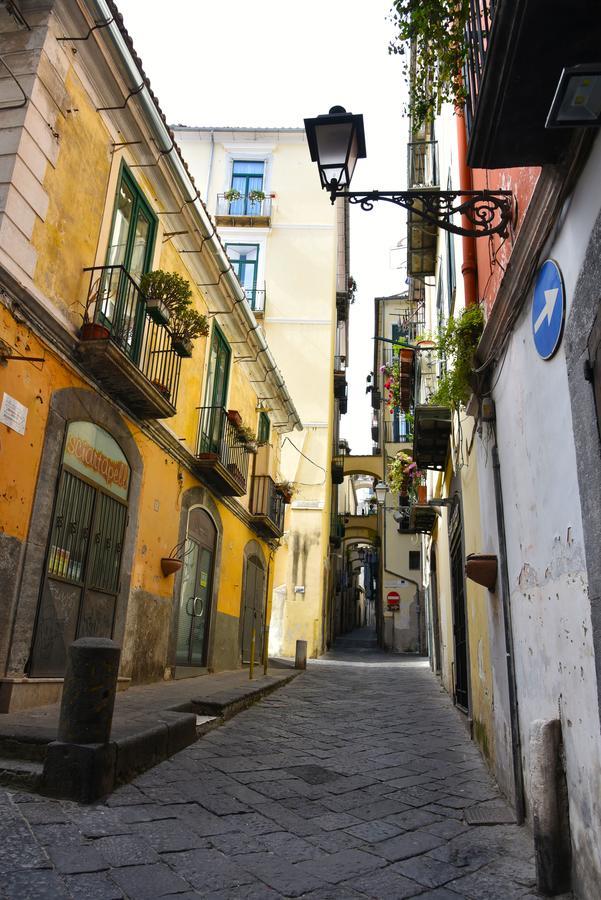 Bed and Breakfast La Dolce Vita Salerno Exterior foto